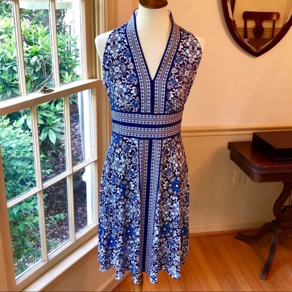Sexy Summertime dress by London Times Blue White Floral NWT Size 8 Paid $108 - Picture 3 of 6